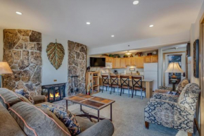 Laurelwood Condominiums 410